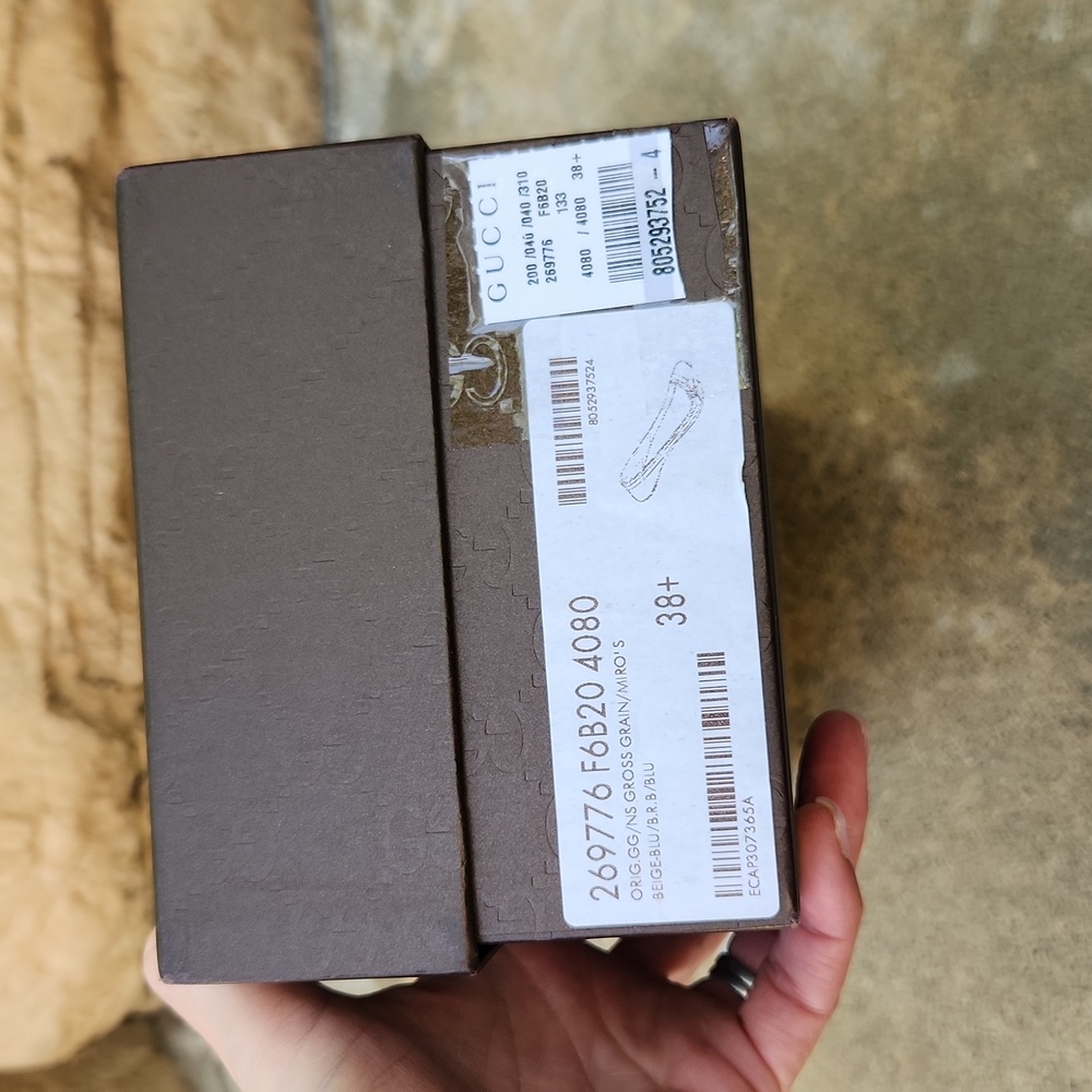 Auth Gucci Logo Flats 8.5 WITH BOX - Picture 9 of 16